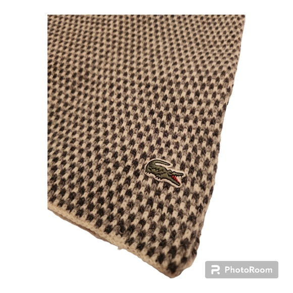 Lacoste Large Winter Scarf - Picture 2 of 4